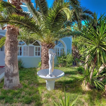 Pantheon 4* Agios Georgios (Santorini)