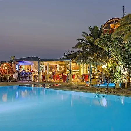 公寓式酒店 Pantheon Agios Georgios (Santorini)