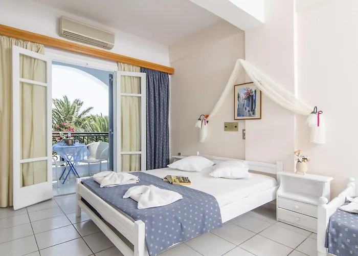 Hotel apartamentowy Pantheon Agios Georgios (Santorini)