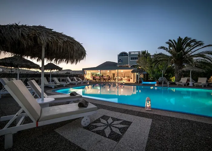 Pantheon Hotel apartamentowy Agios Georgios (Santorini)